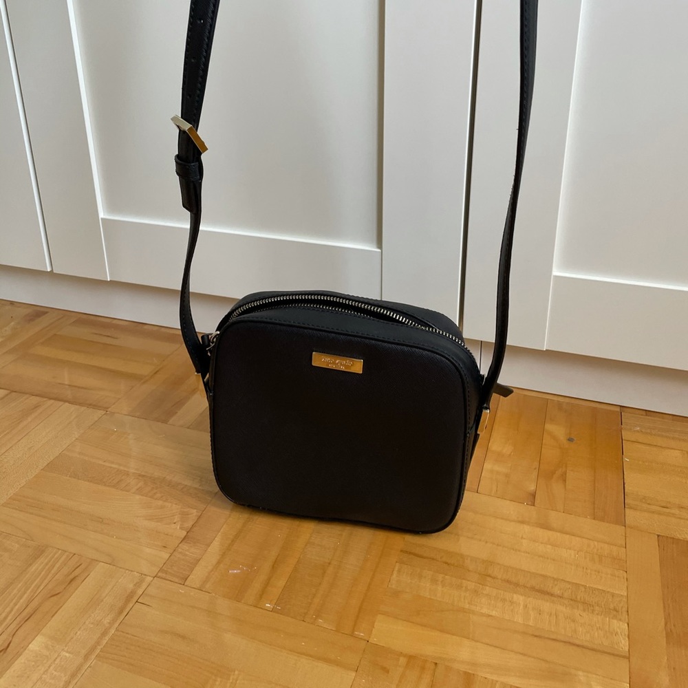 Kate Spade purse - Picture 2 of 4